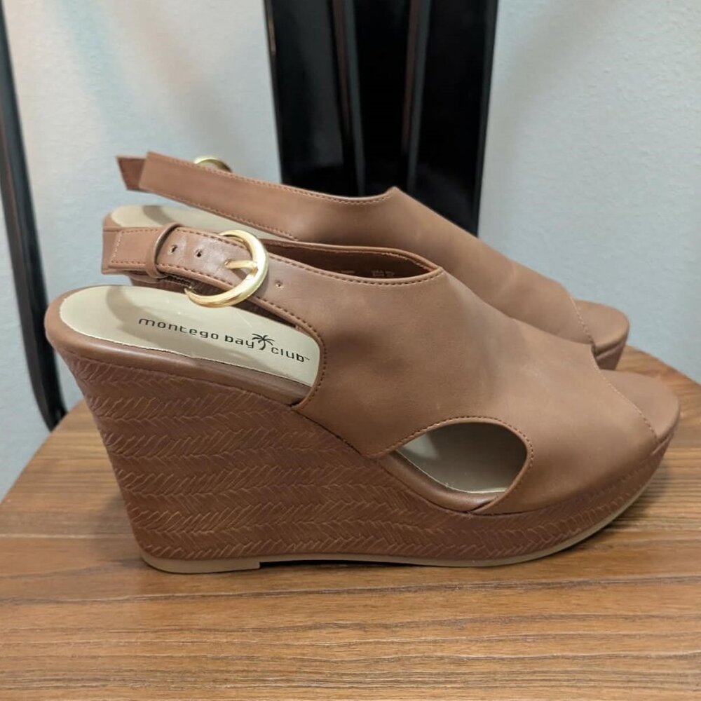 *3/$25* Women's Montego Bay Club Brown Wedge High Heel Wedge Sandals - Size 9.5